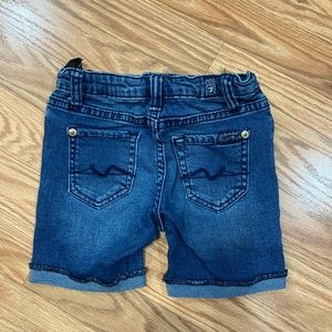 Seven7 jean EUC girls denim shorts size 4t